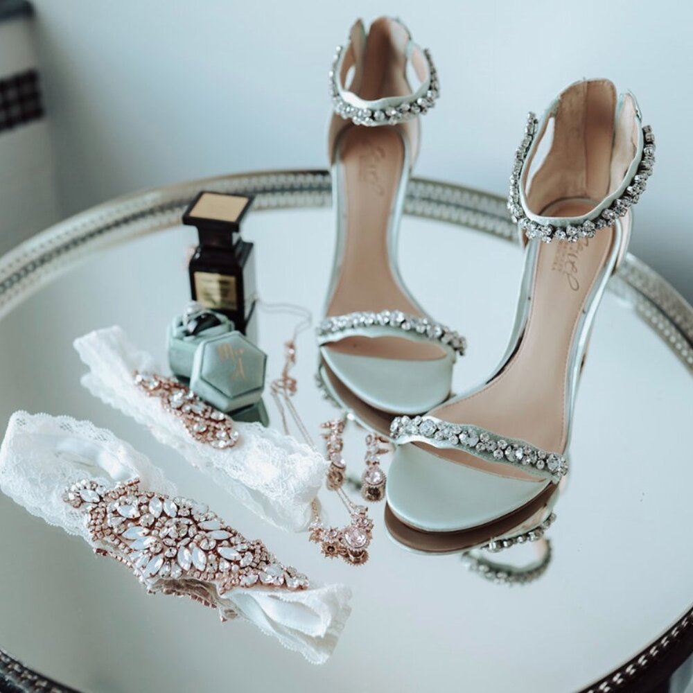 Badgley Mischka Satin Crystal Bridal Heels – Mint – Worn Once